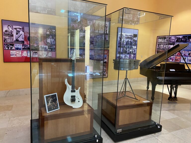 Davide Lo Surdo: Cuba National Museum exhibits historic musician’s guitar